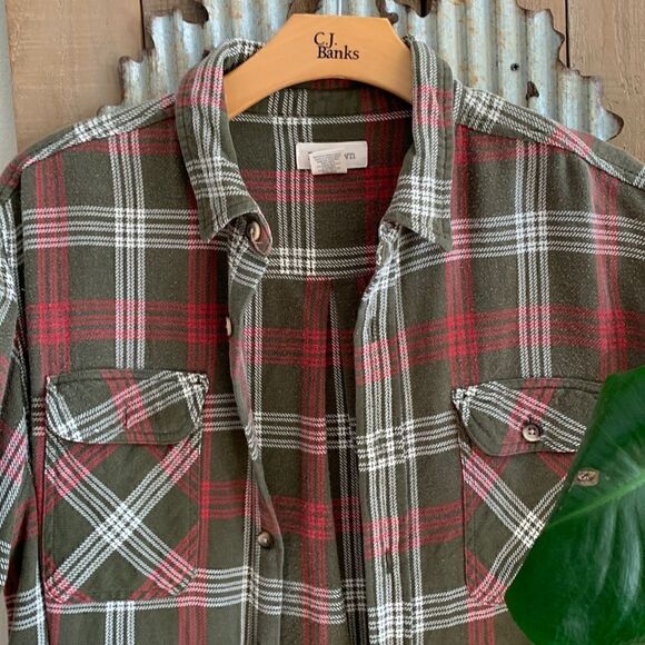 Vintage cozy oversized green plaid boyfriend flannel shirt - Picture 2 of 7